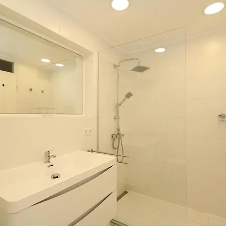 Haus Metropol, App. 109 Apartment *